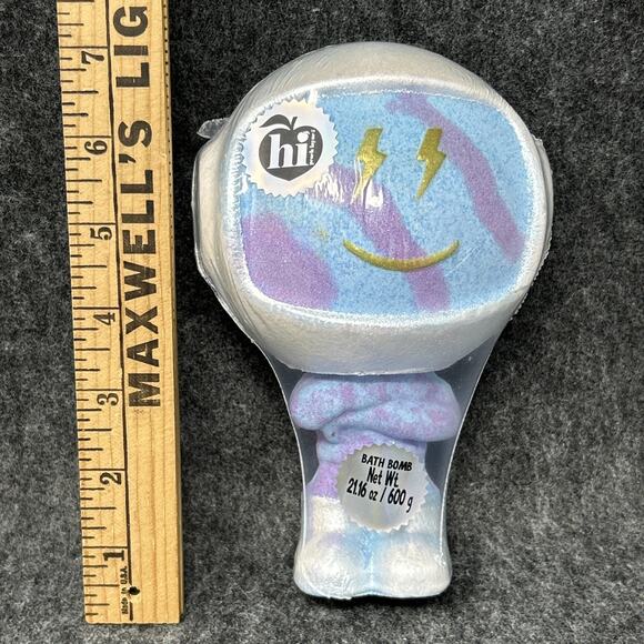 HI Peach Layne Giant Astronaut Bath Bomb 2pc Ocean Air Coconut Sandalwood NEW - Picture 1 of 6
